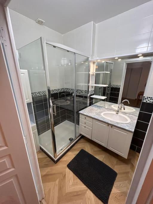 Grand Cru * Magnifique Duplex Au Coeur D'Epernay Lägenhet Exteriör bild
